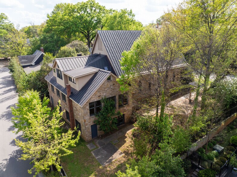 More Photos Of 208 St Marys St, Raleigh Loft Creative Space For Lease