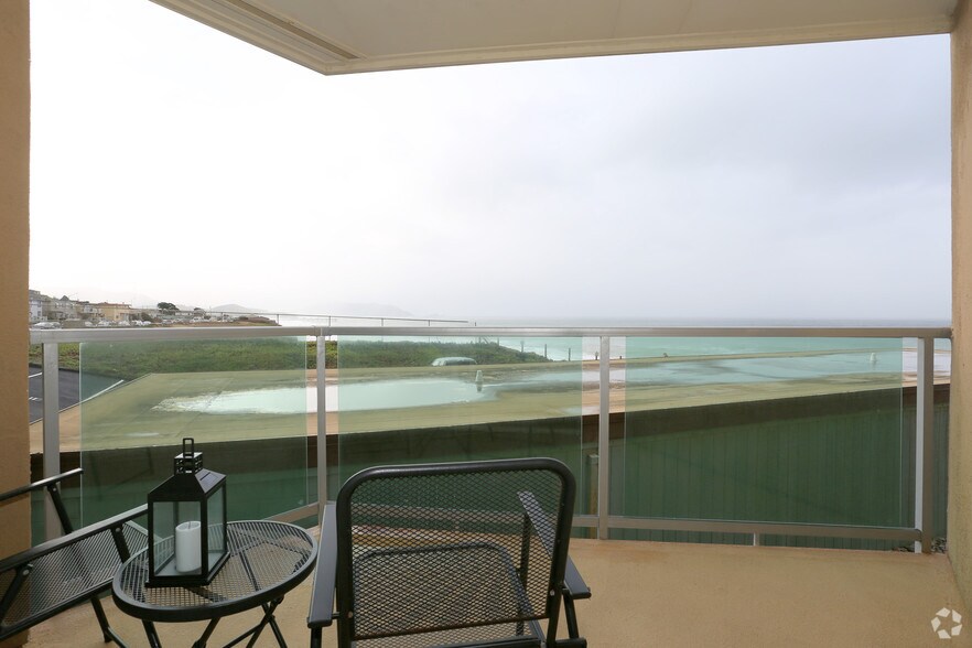 More Photos Of 380 Esplanade Ave, Pacifica Apartments For Sale