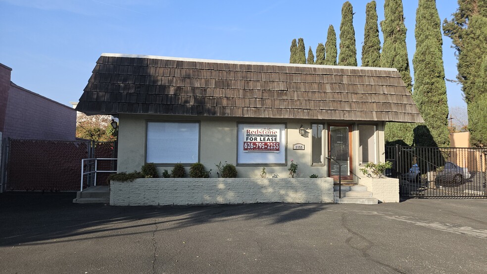 More Photos Of 1155 E Green St, Pasadena Office For Lease