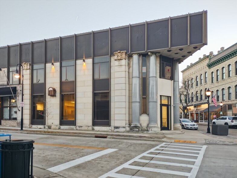More Photos Of 259 W Broadway, Waukesha Coworking Space