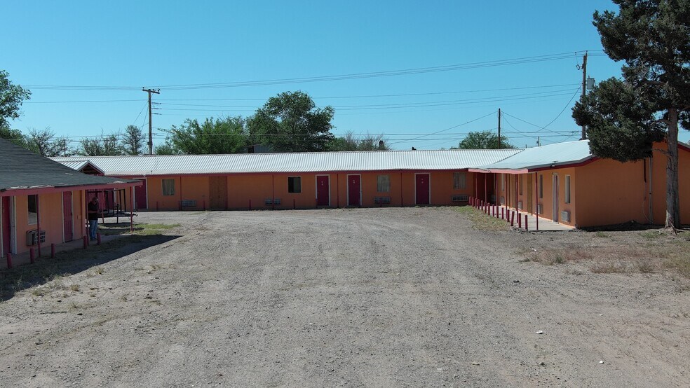 More Photos Of 239 TX-302, Kermit Hotel For Sale