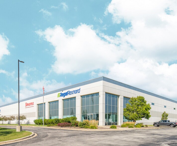 More Photos Of 5150 International Dr, Cudahy Manufacturing For Lease