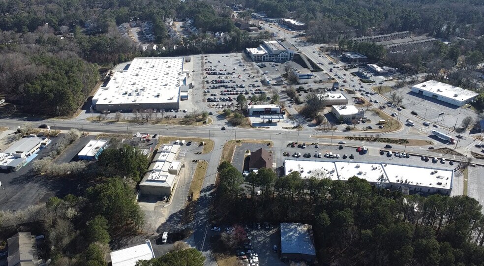 More Photos Of 1210 Rockbridge Rd, Norcross General Retail For Sale