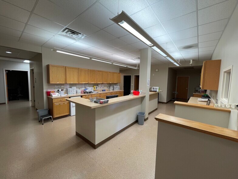 More Photos Of 5165 W 72nd Ave, Westminster Medical For Sale