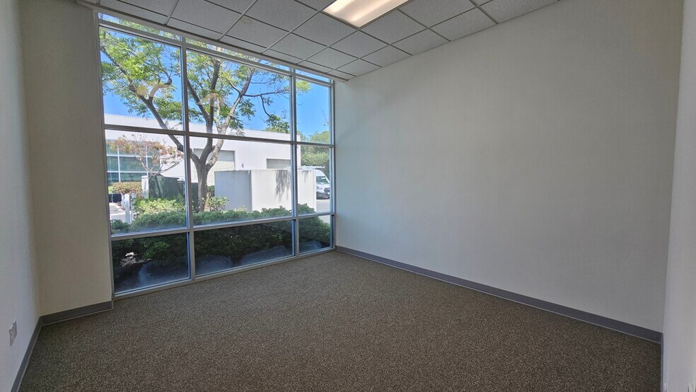More Photos Of 2306 La Mirada Dr, Vista Warehouse For Lease