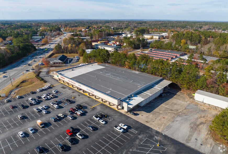 More Photos Of 19 Farmer Industrial Blvd, Newnan Storefront For Lease