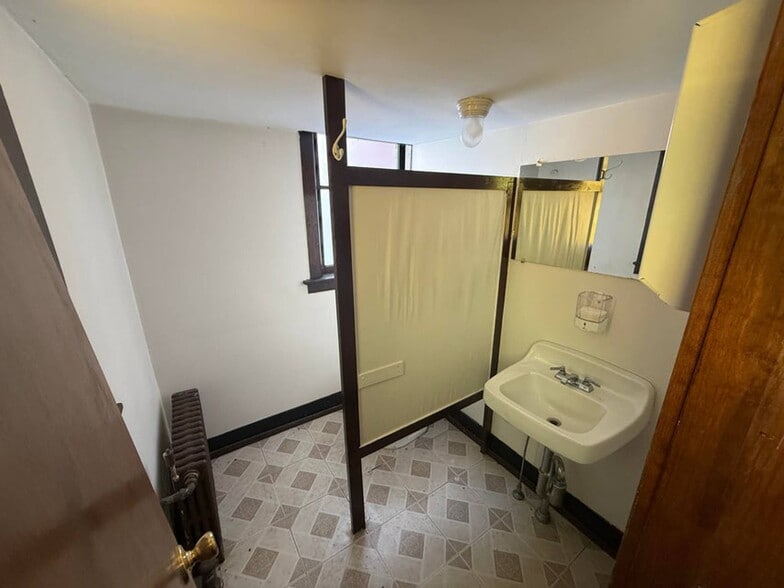 More Photos Of 17 Fremont St, Gloversville Religious Facility For Sale