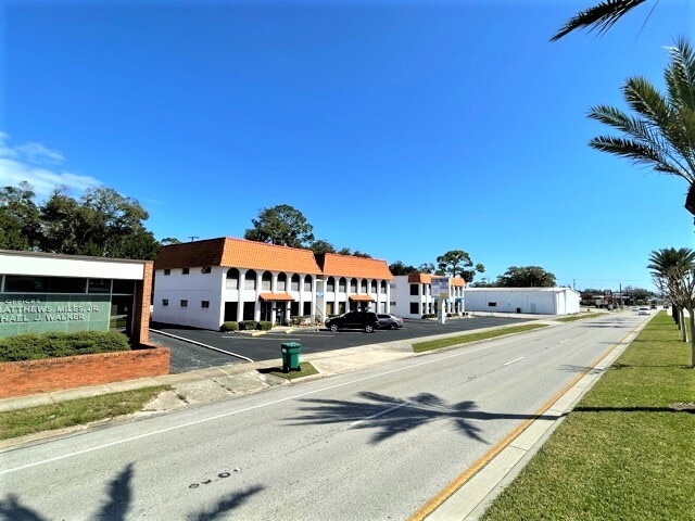 More Photos Of 1617 Ridgewood Ave, Holly Hill Unknown For Lease