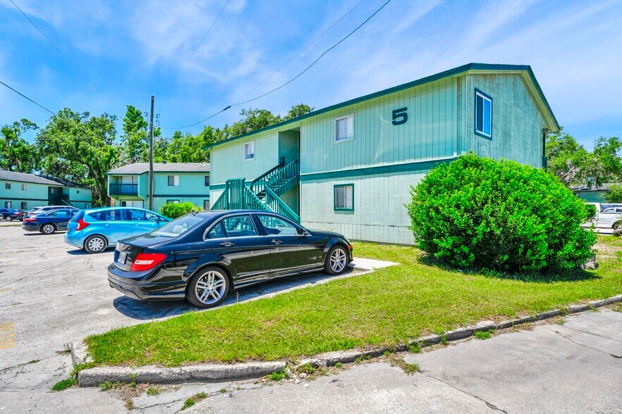 More Photos Of 2273 S Byron Butler Pky, Perry Apartments For Sale