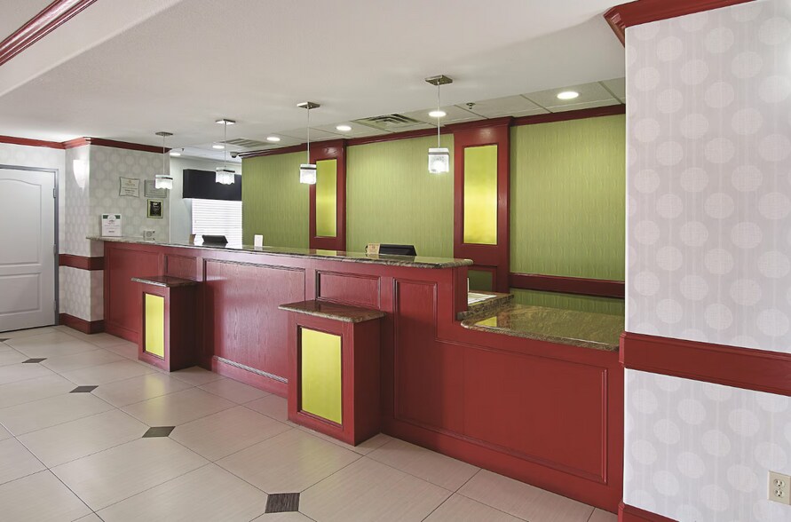 More Photos Of 1000 Dowdy Ferry Rd, Hutchins Hotel For Sale