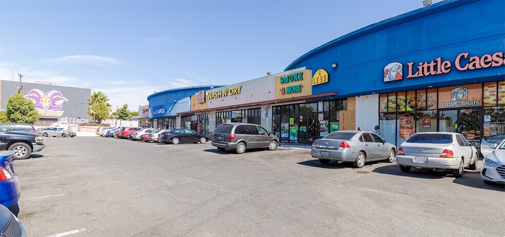 More Photos Of 10714 S Western Ave, Los Angeles Unknown For Lease