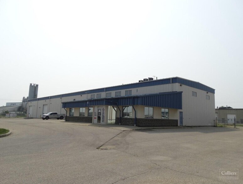 Primary Photo Of 9440 112 St, Grande Prairie Distribution For Sale