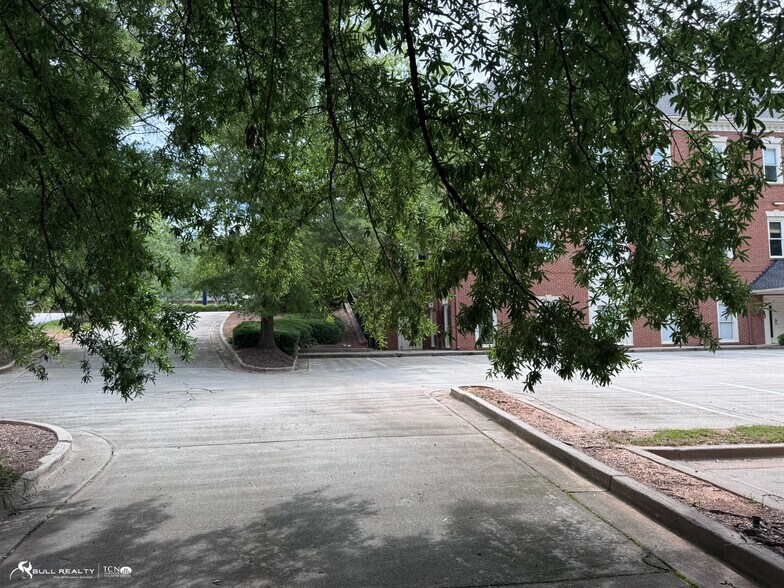 More Photos Of 3495 Holcomb Bridge Rd, Peachtree Corners Office For Sale