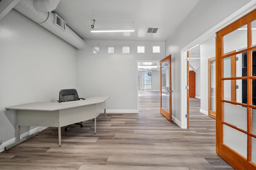 More Photos Of 443 Tehama St, San Francisco Loft Creative Space For Sale