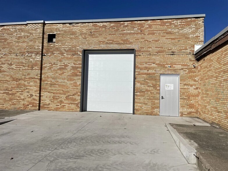 More Photos Of 510 E 16th St, Holland Manufacturing For Sale
