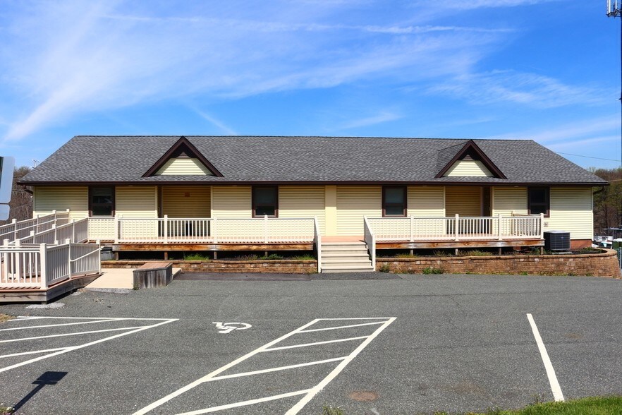 More Photos Of 408 Pulaski Hwy, Joppa Flex For Lease