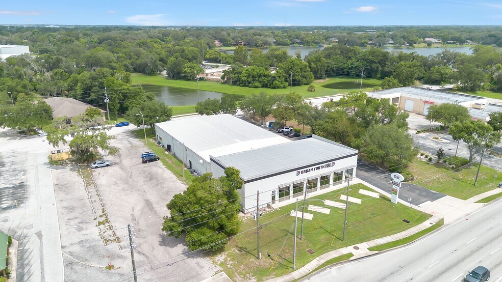 More Photos Of 2350 Us-17-92, Longwood Showroom For Sale