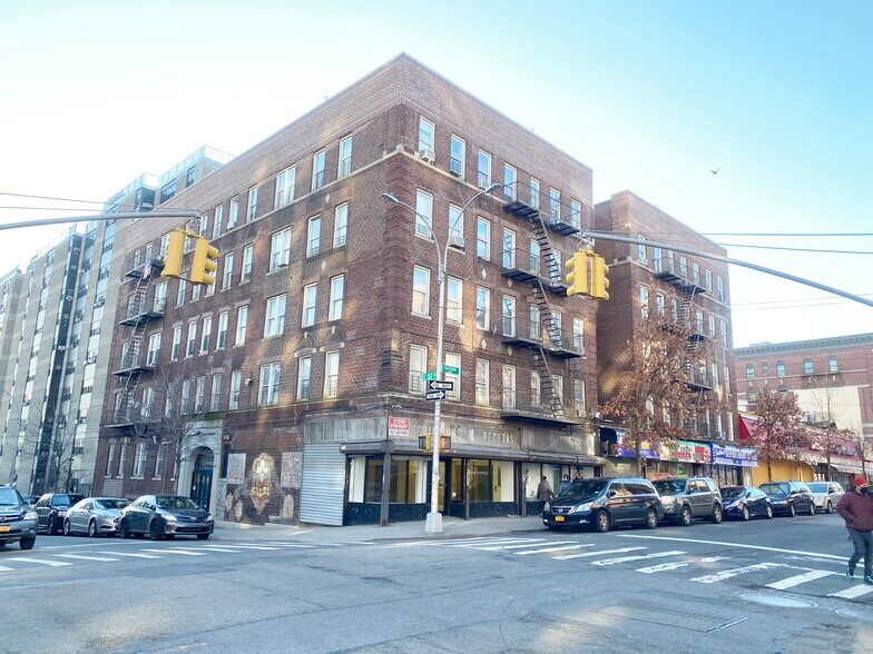 More Photos Of 652-666 Courtlandt Ave, Bronx Apartments For Lease