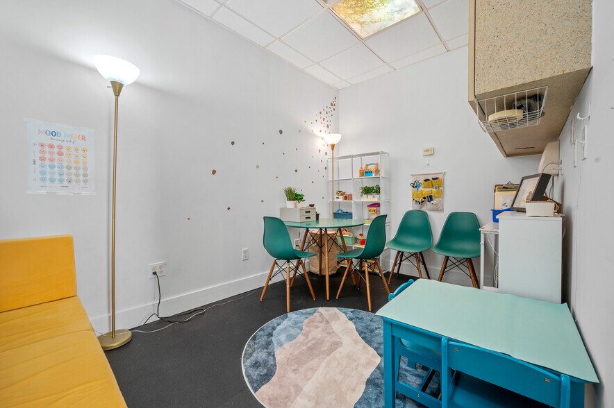 More Photos Of 1103 Cortelyou Rd, Brooklyn Apartments For Sale