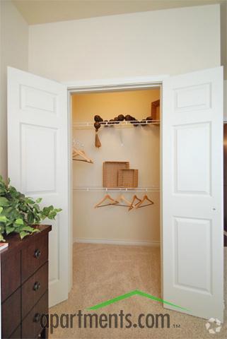 More Photos Of Mooreview Pky @ Loudoun County Pky, Ashburn Unknown For Lease