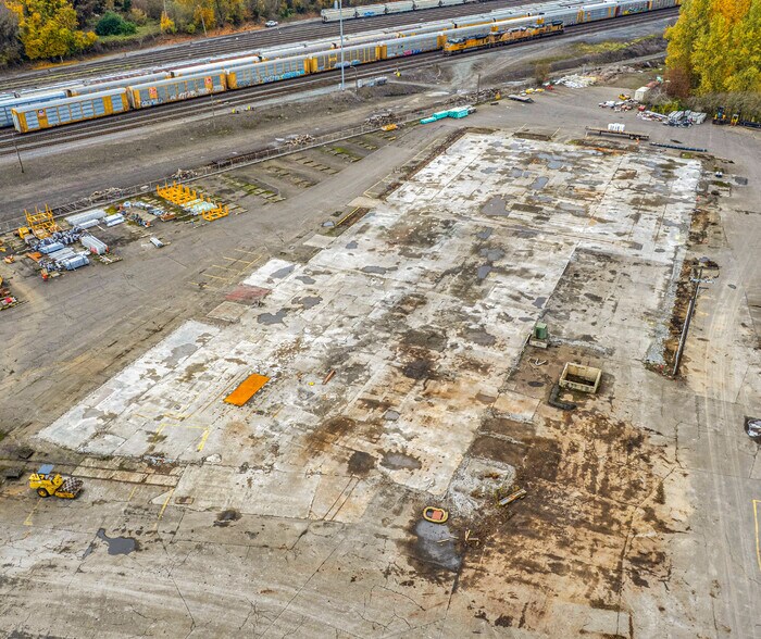 More Photos Of 10425 N Bloss Ave, Portland Land For Lease