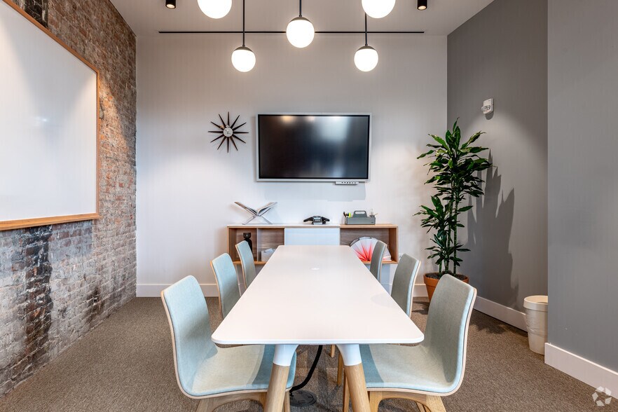 More Photos Of 1468 W 9th St, Cleveland Coworking Space