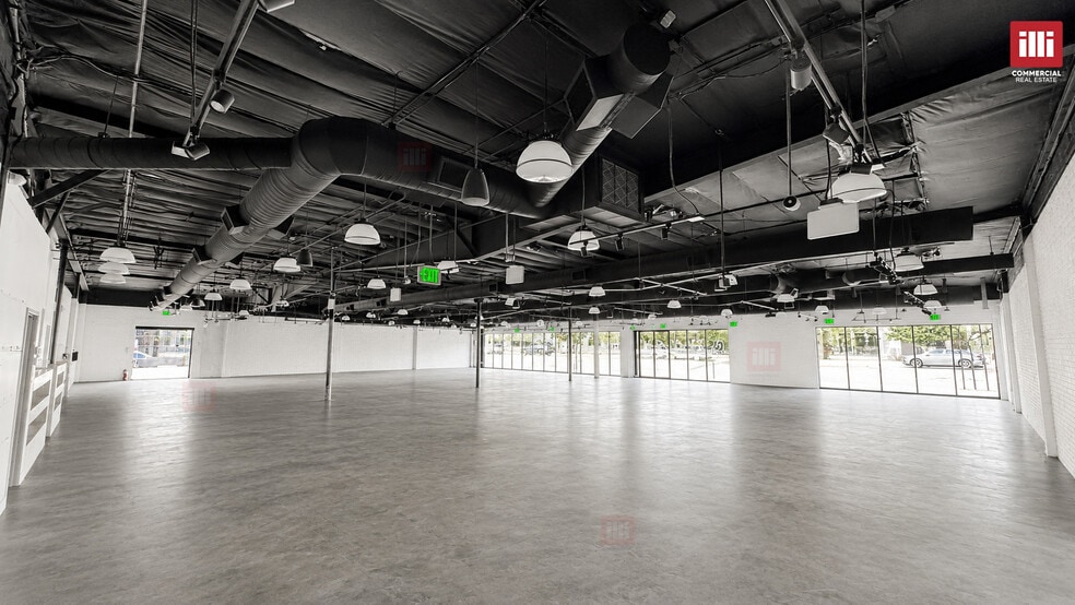 More Photos Of 12020 Victory Blvd, North Hollywood Freestanding For Lease