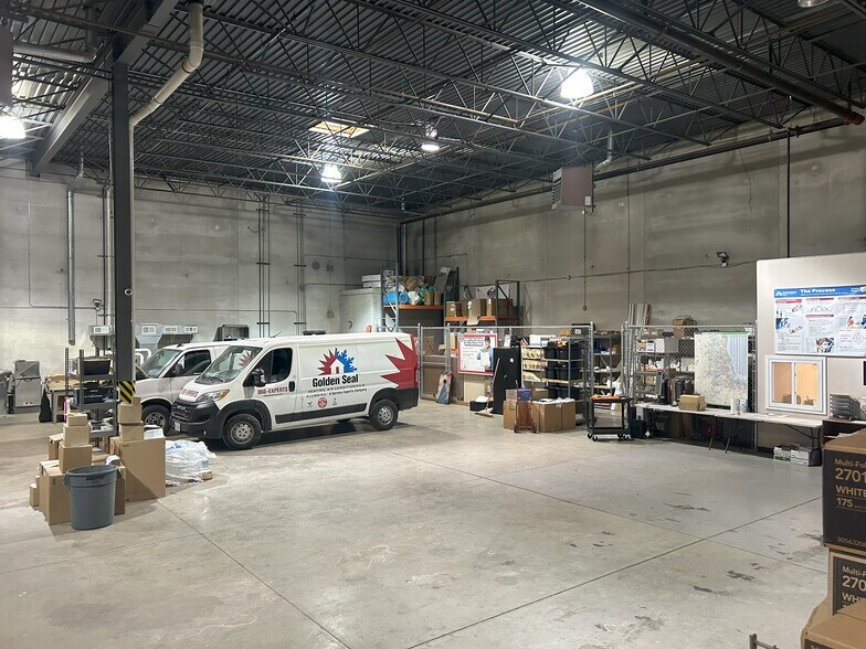 More Photos Of 1730 Wallace Ave, St Charles Warehouse For Lease