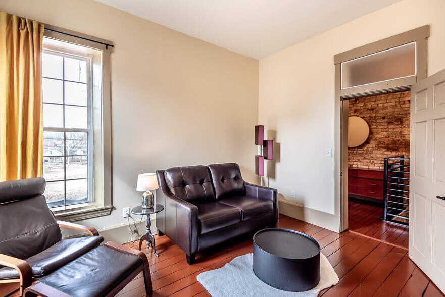 More Photos Of 320 N Mechanic St, Lebanon Multifamily For Sale