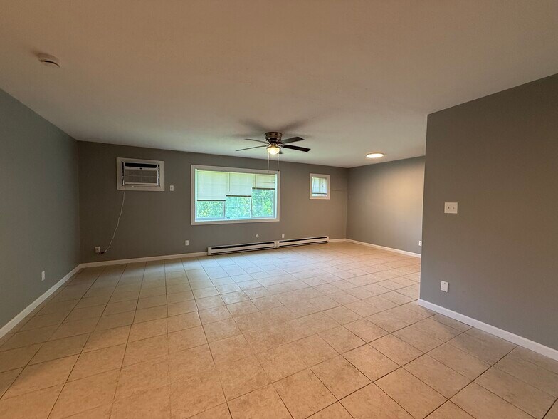 More Photos Of 8712-8804 Dayton Oxford Rd, Franklin Apartments For Sale