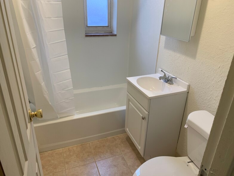 More Photos Of 620 Versailles Ave, Mckeesport Apartments For Sale