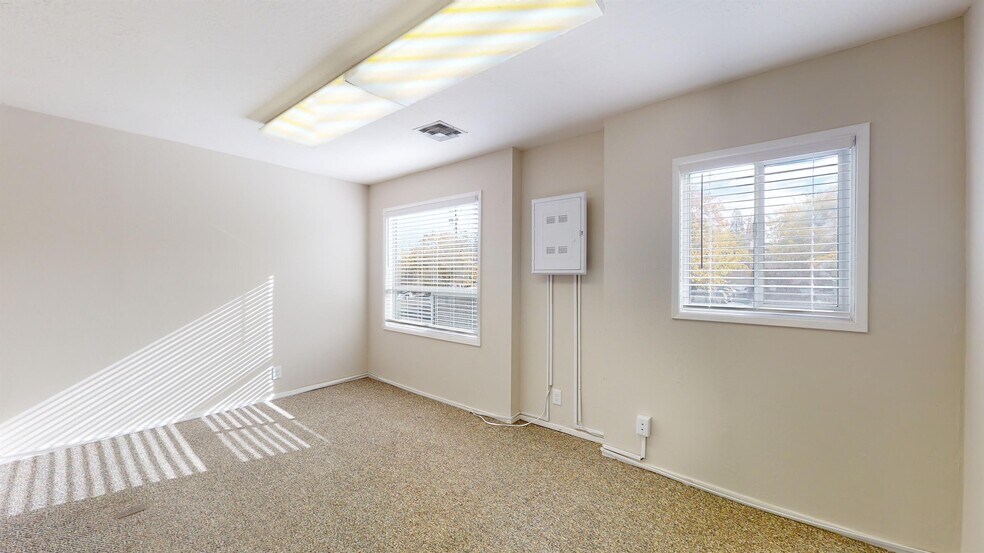 More Photos Of 1300 West St, Redding Office For Lease