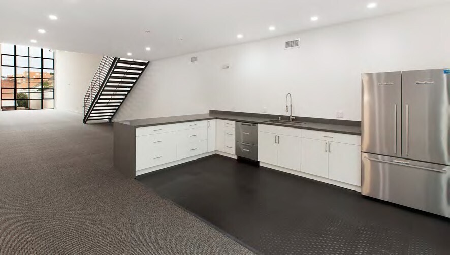 More Photos Of 1229-1263 Connecticut St, San Francisco Warehouse For Lease