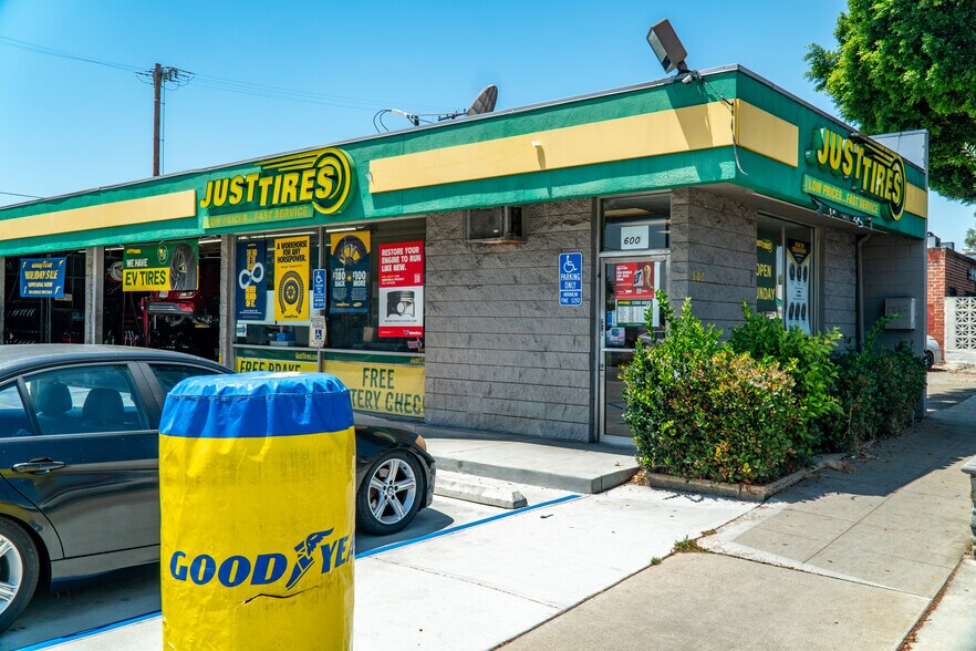 More Photos Of 600 W Valley Blvd, Alhambra Auto Repair For Sale