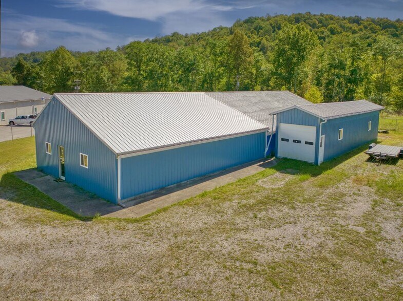 More Photos Of 1689 S Pleasants Hwy, Saint Marys Warehouse For Sale