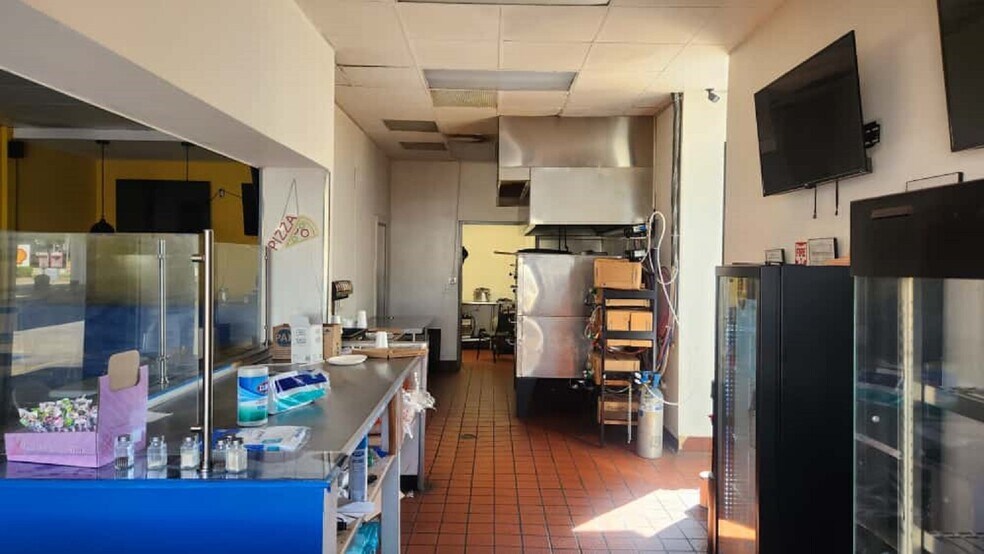 More Photos Of 23255 Kingsland Blvd, Katy Restaurant For Lease