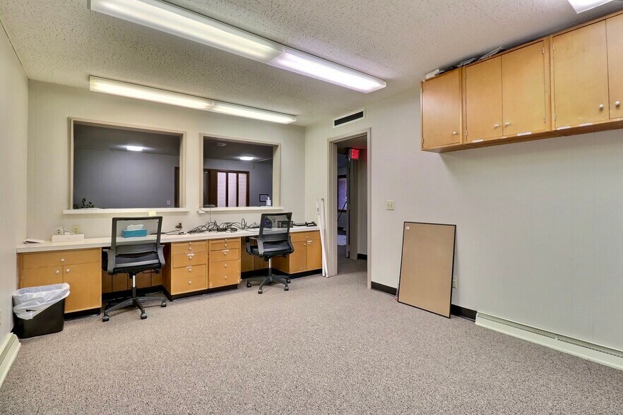 More Photos Of 230 E 22nd St, Fremont Medical For Sale
