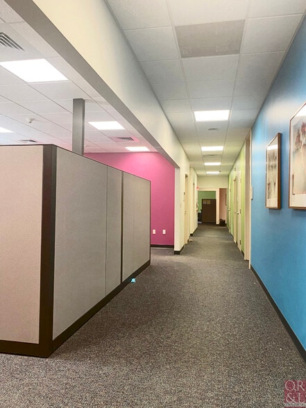 More Photos Of 389 John Downey Dr, New Britain Light Manufacturing For Sale