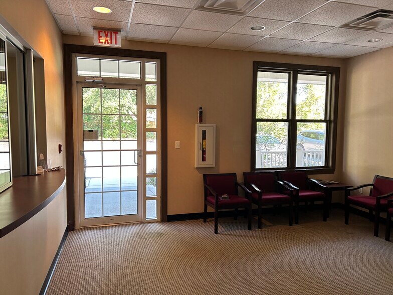More Photos Of 2382 Crawfordville Hwy, Crawfordville Medical For Lease