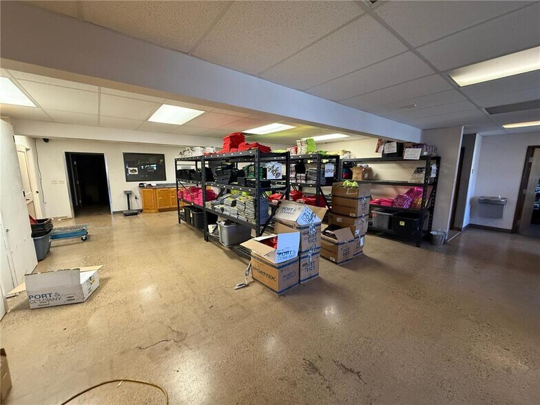 More Photos Of 2629 Clearwater Rd, Saint Cloud Warehouse For Sale