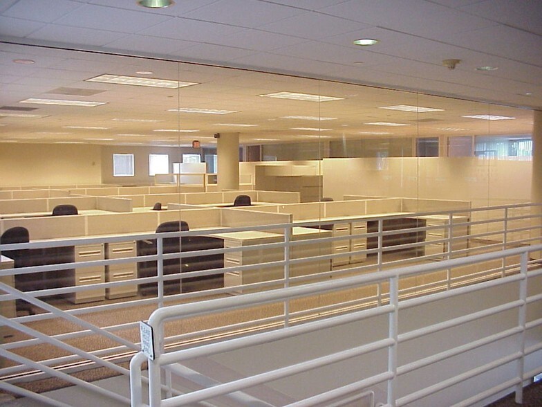 More Photos Of 7900 NW 154th St, Miami Lakes Office For Lease