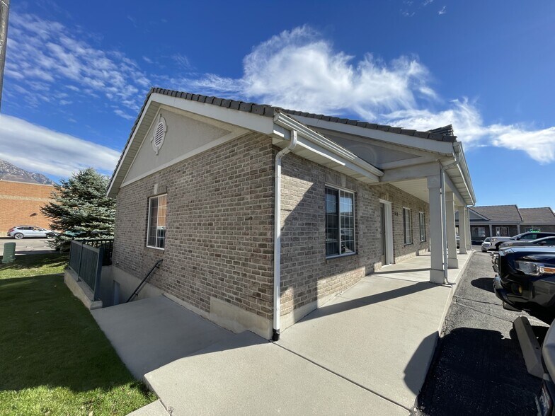 More Photos Of 843-845 S 220 E, Orem Office For Lease