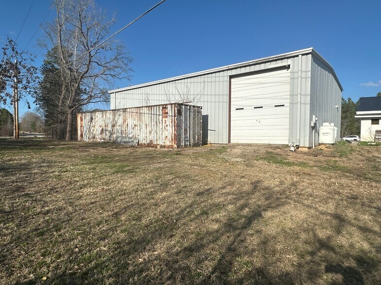 More Photos Of 3540 US Highway 1 S, Kittrell Flex For Lease