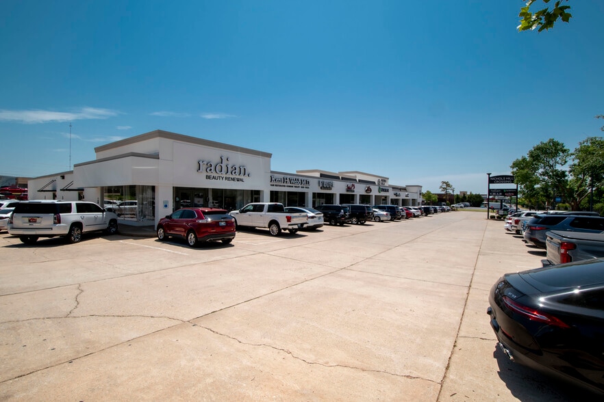 Primary Photo Of 7300-7310 N Western Ave, Oklahoma City Unknown For Lease