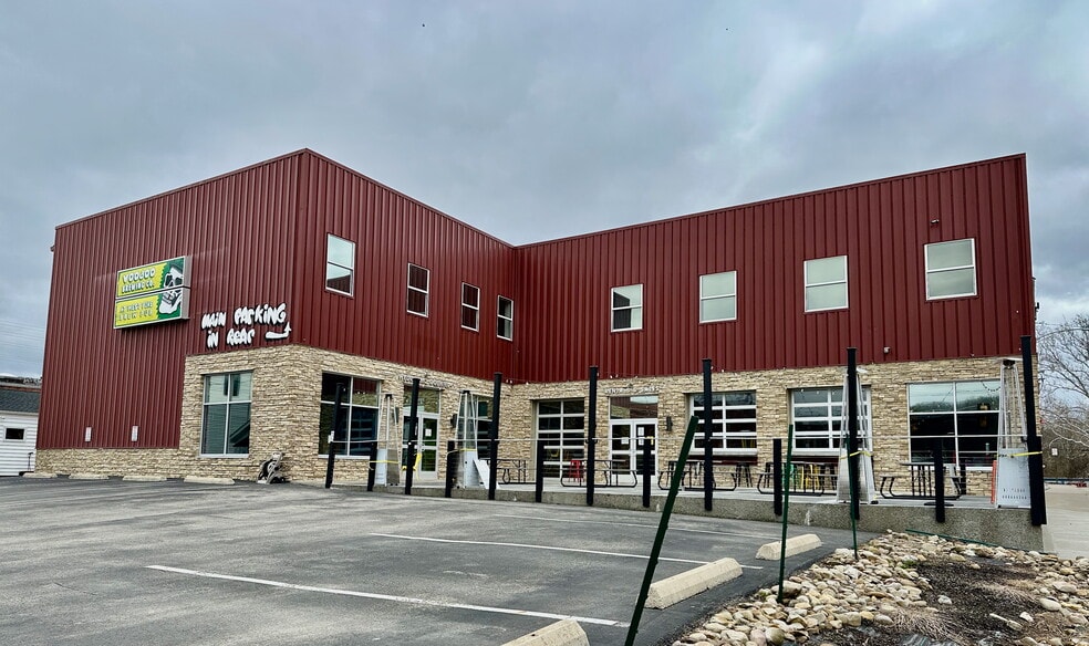 Primary Photo Of 23 W Pike St, Houston Storefront Retail Office For Lease