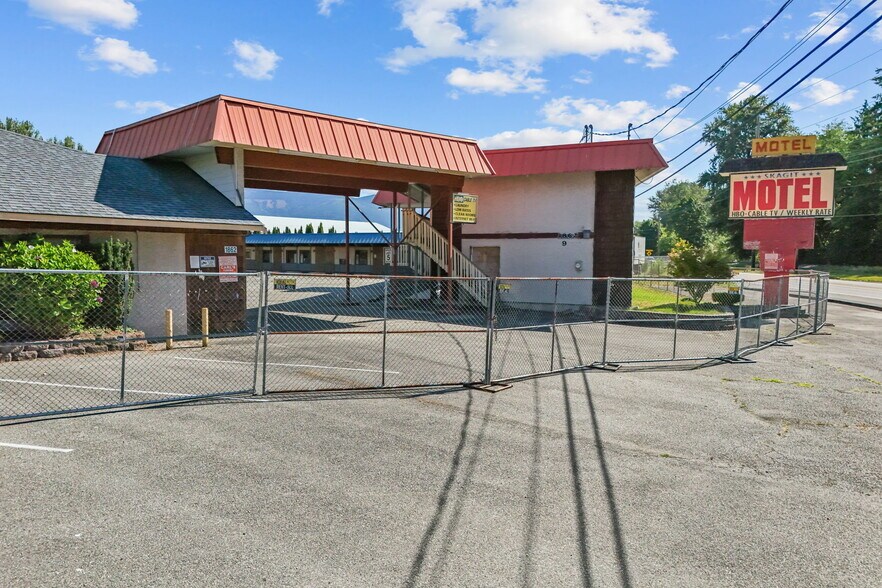 More Photos Of 1862 W State Route 20, Sedro-Woolley Hotel For Sale