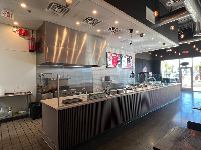 More Photos Of 9824 Chapman Ave, Garden Grove Specialty For Lease