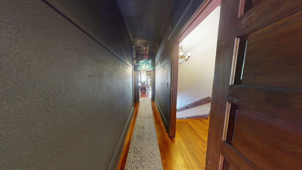 More Photos Of 116 N Park Ave, Sanford Office For Sale