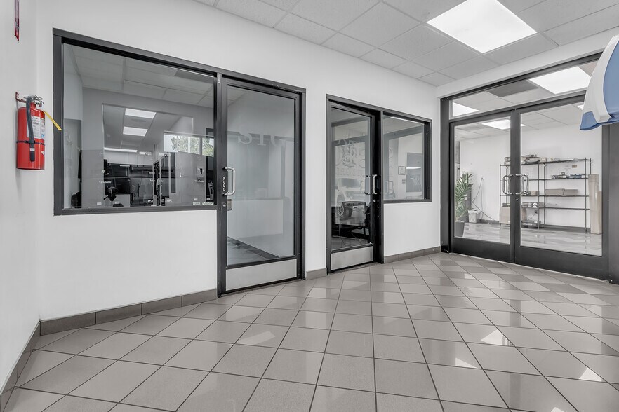 More Photos Of 10325 Central Ave, Montclair Auto Dealership For Lease