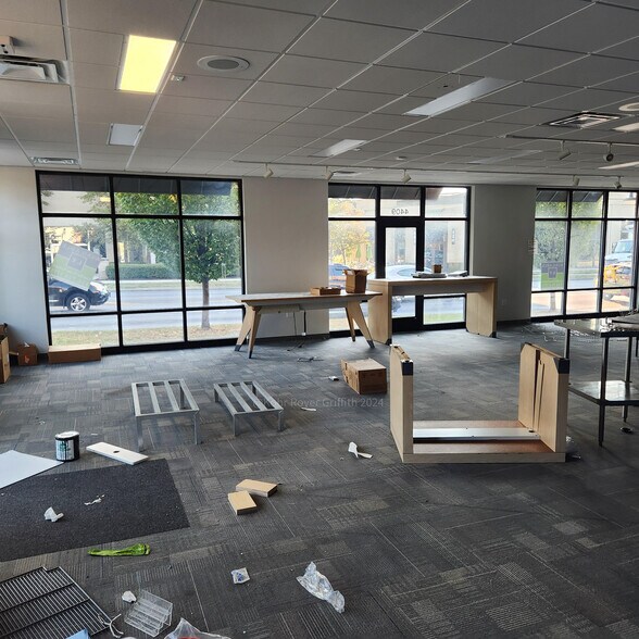 More Photos Of 4409 N High St, Columbus Freestanding For Lease